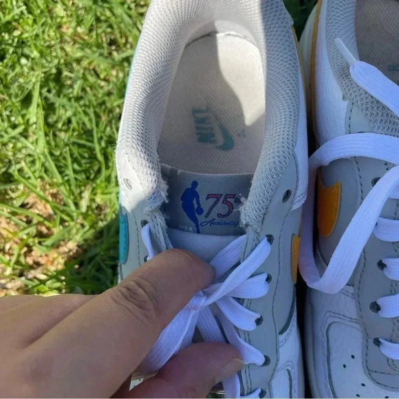 Women’s AIR FORCE 1 LOW '07 LV8 “NBA 75th Anniversary Fiesta" Sneakers Size 8 - Picture 11 of 12